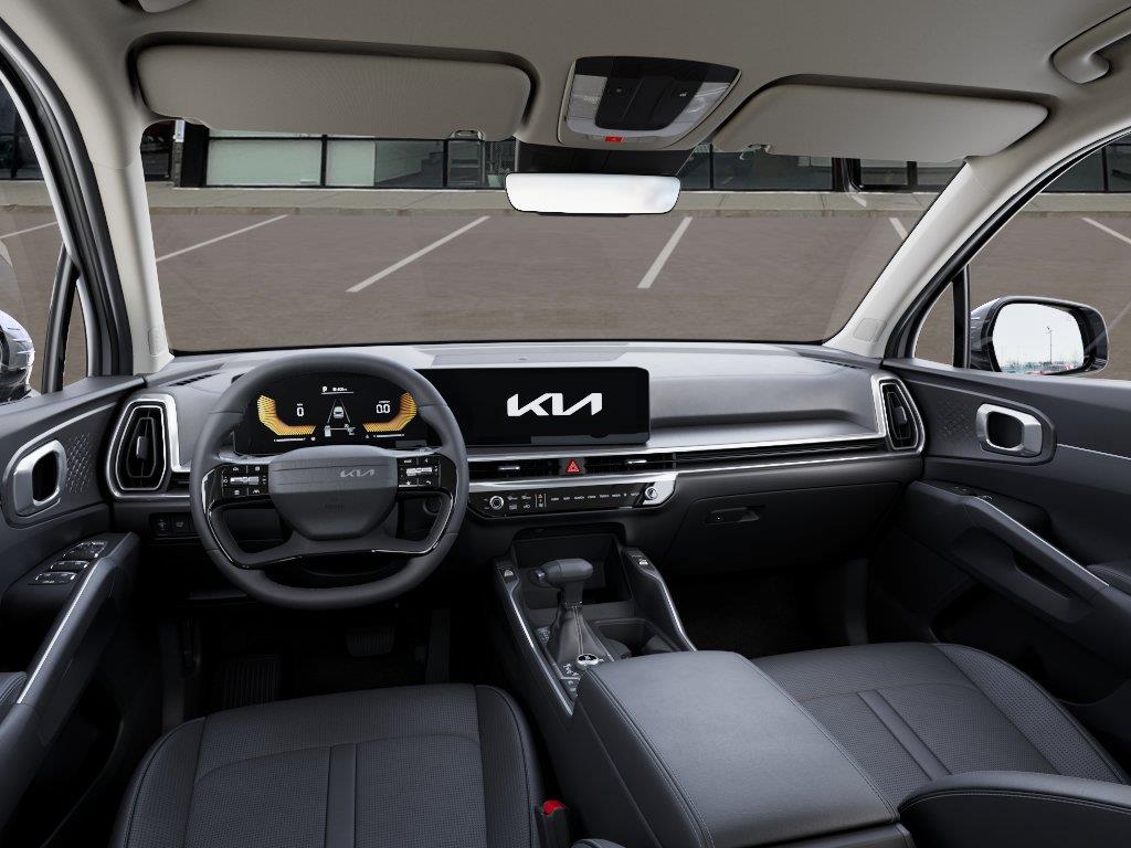 Vehicle photo 14
