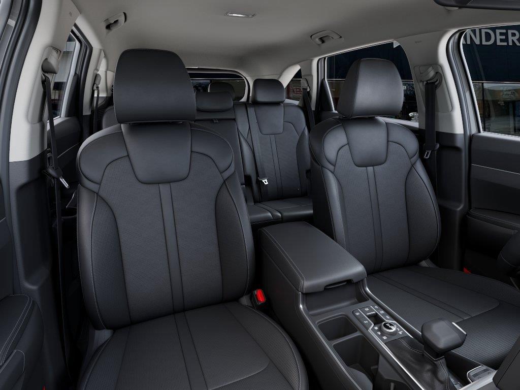 Vehicle photo 15