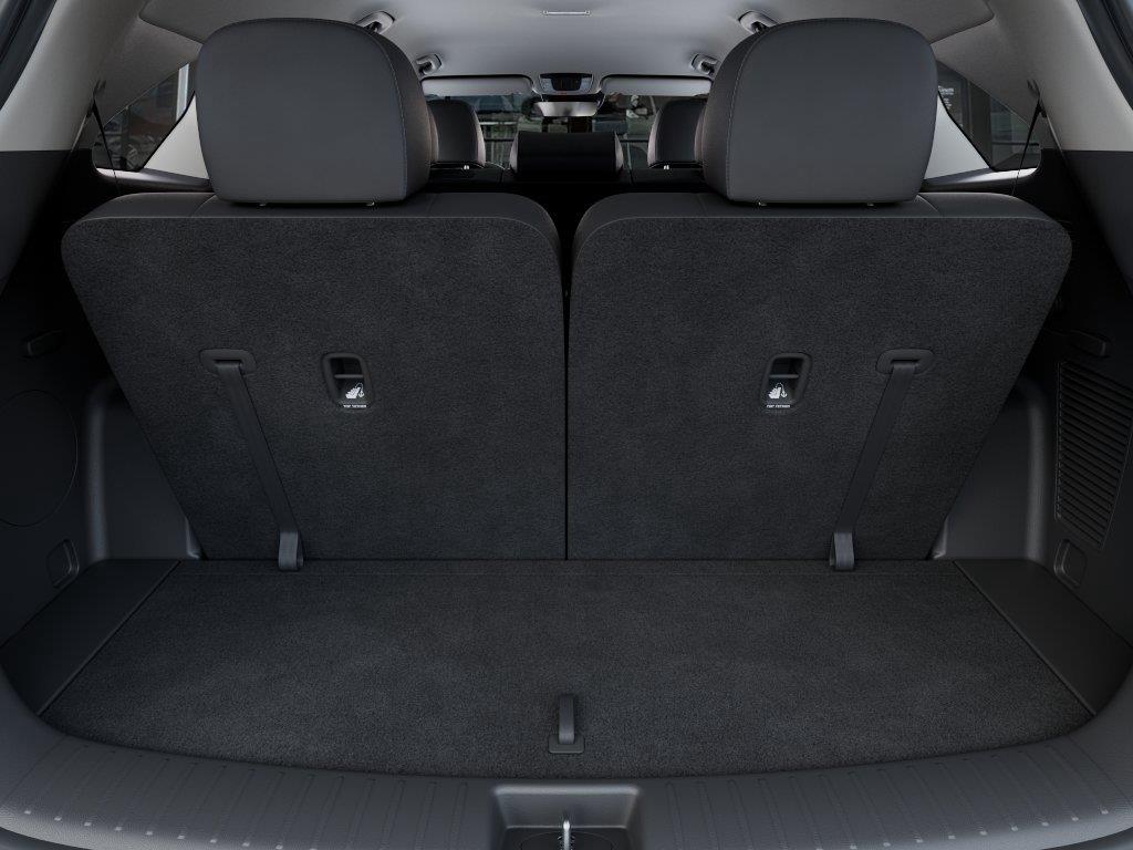 Vehicle photo 19