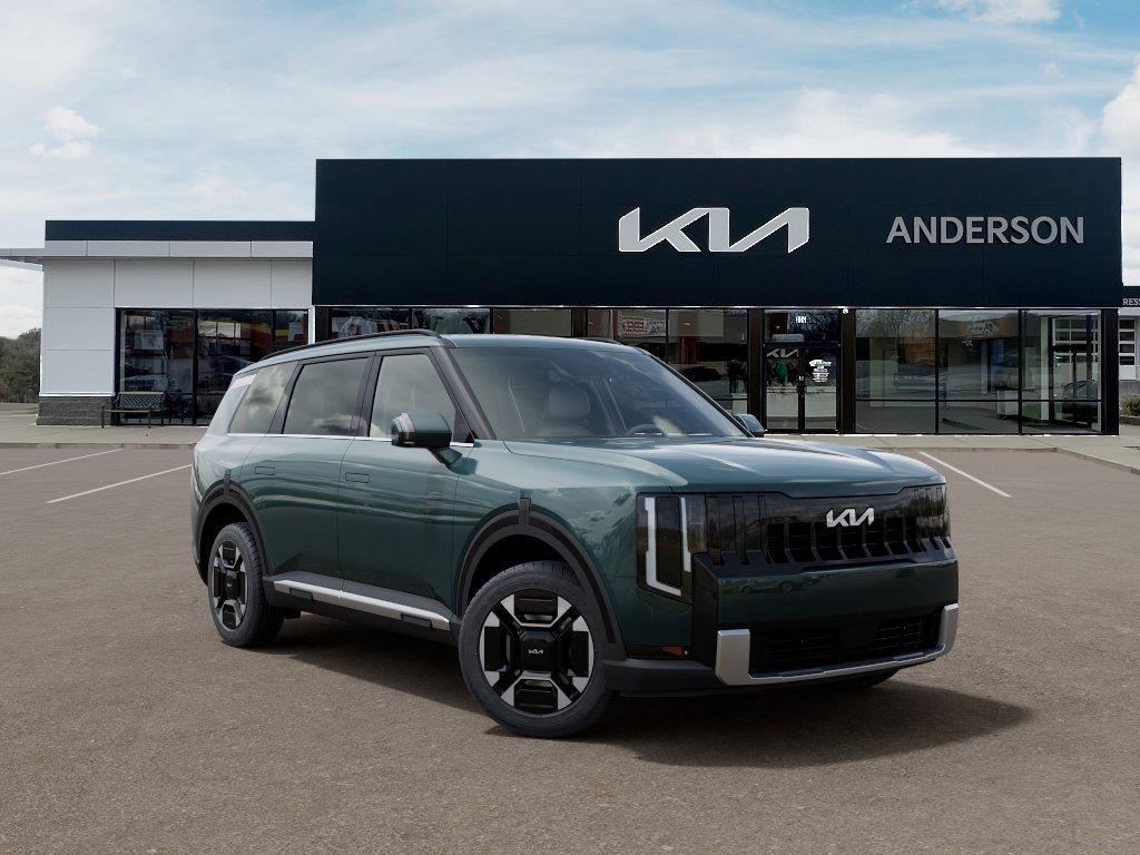 Vehicle photo 8