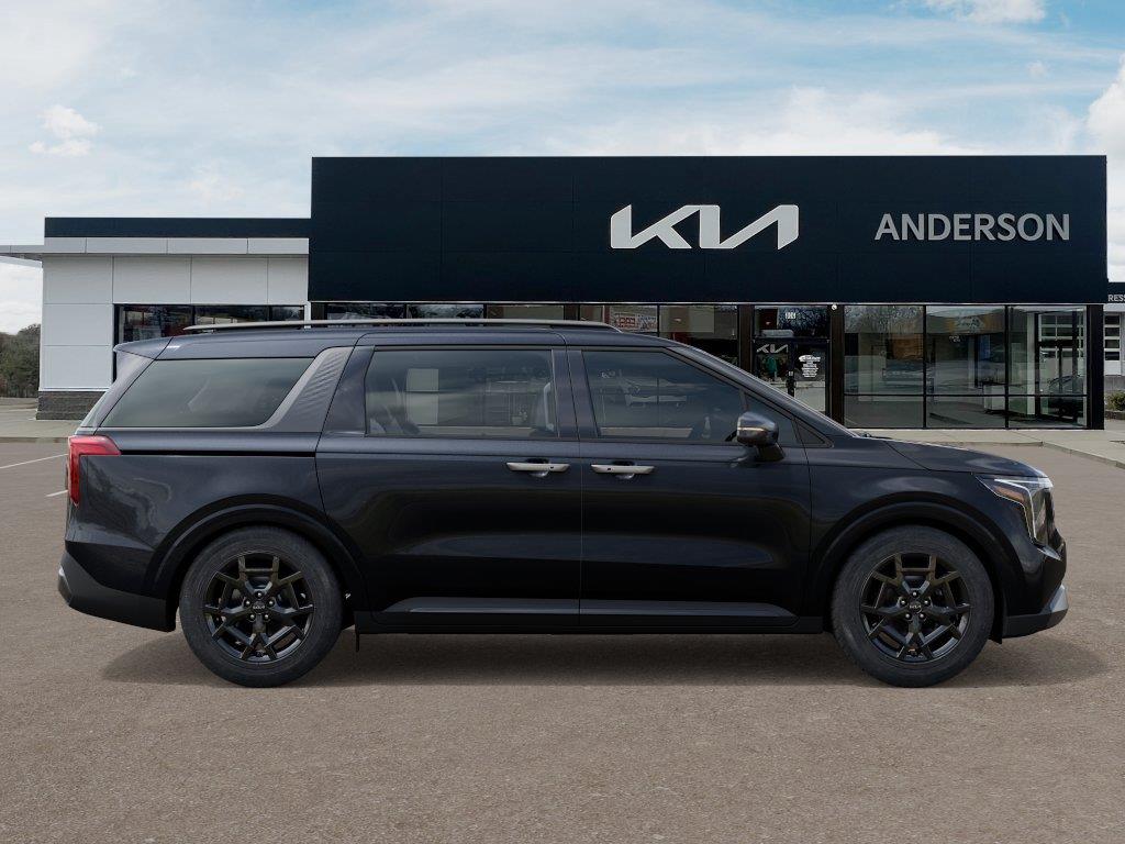 Vehicle photo 7