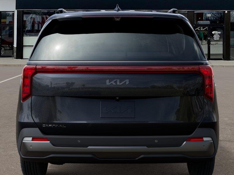 Vehicle photo 13