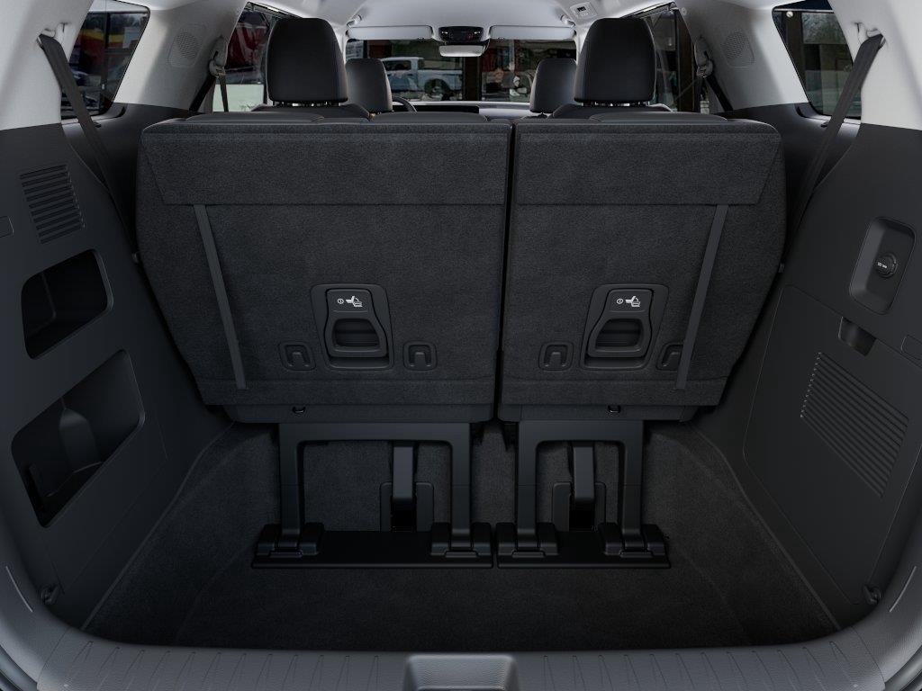 Vehicle photo 19