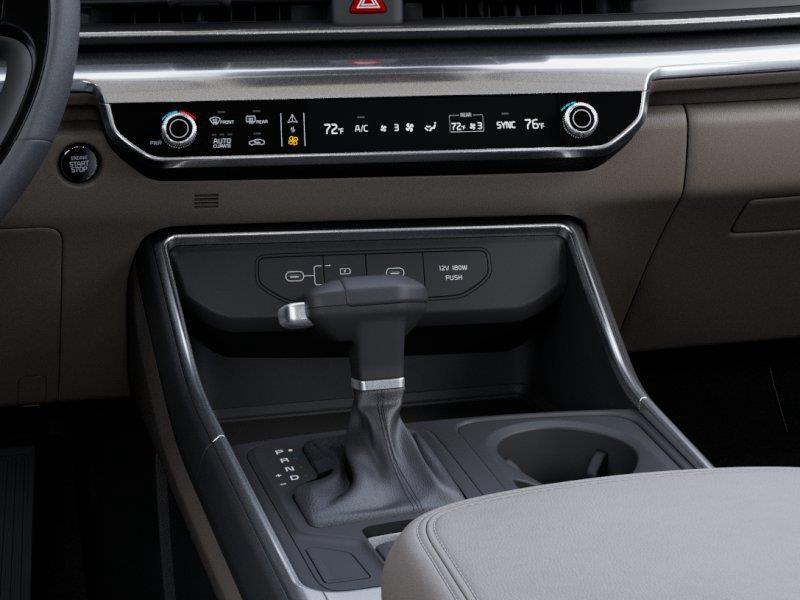 Vehicle photo 23
