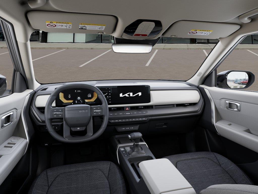 Vehicle photo 14