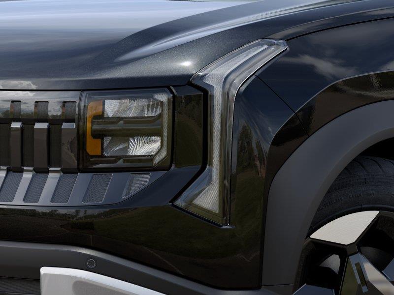 Vehicle photo 10