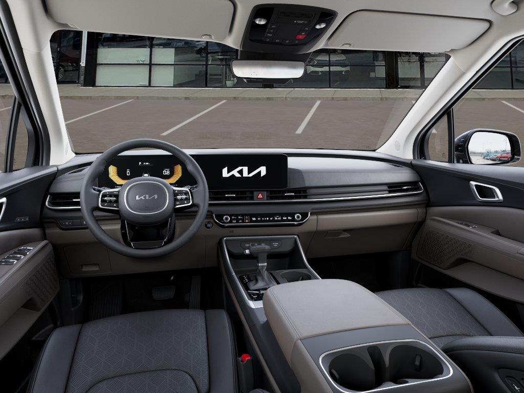 Vehicle photo 14