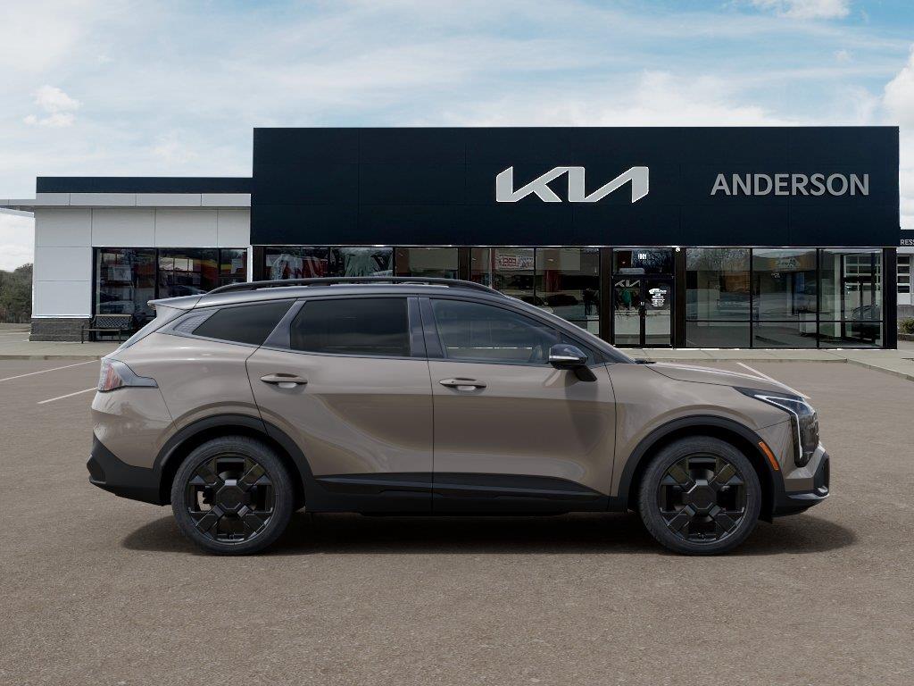 Vehicle photo 7