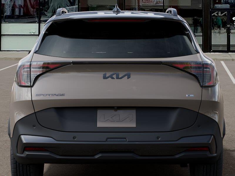 Vehicle photo 13
