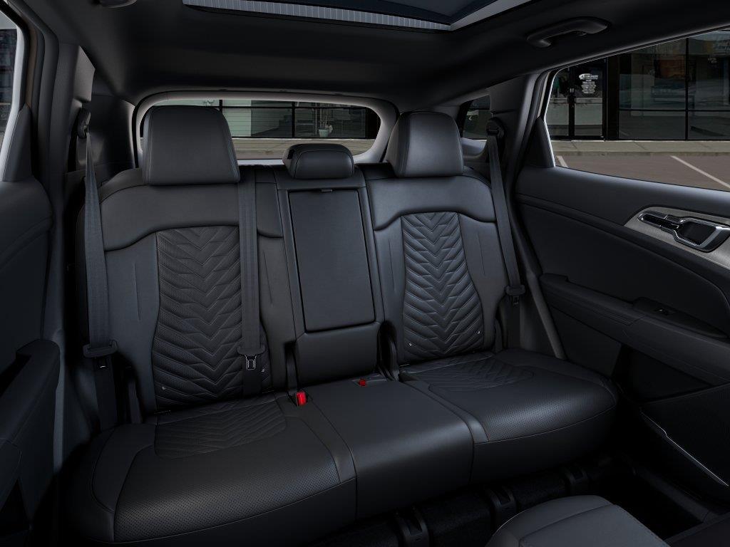 Vehicle photo 16