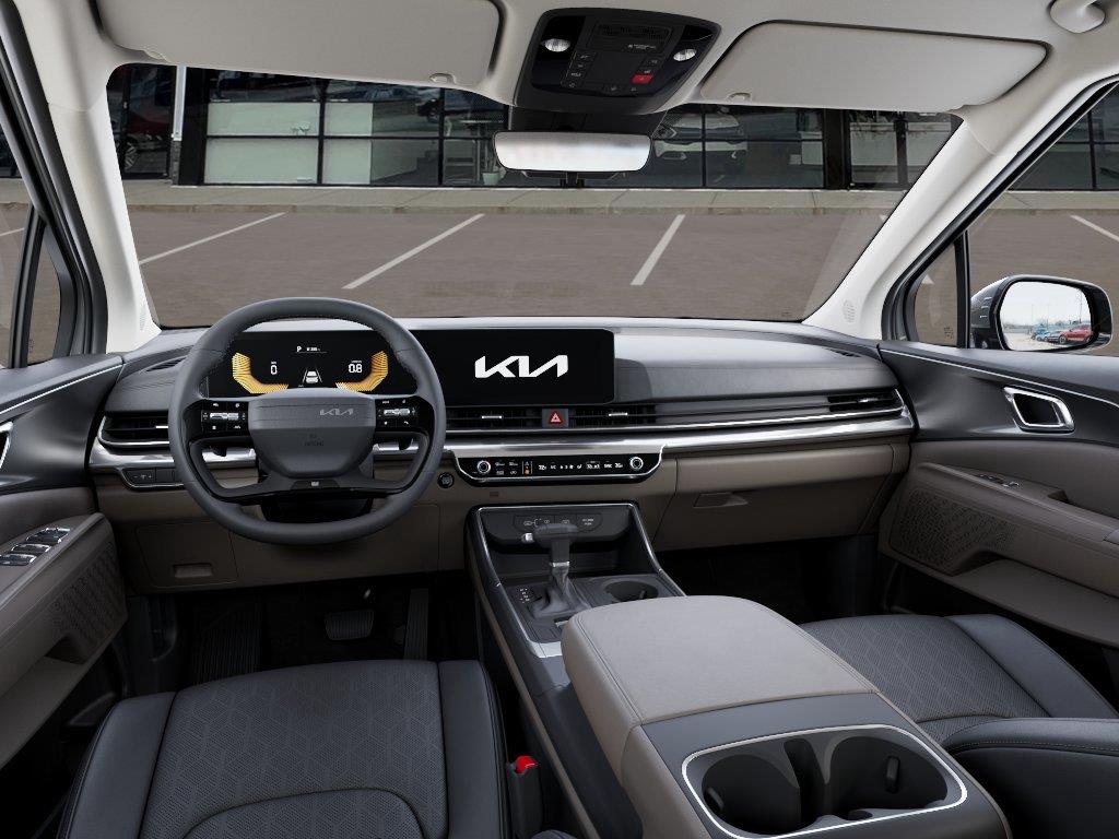 Vehicle photo 14