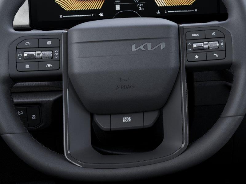 Vehicle photo 22
