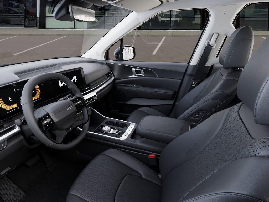 Vehicle photo 17