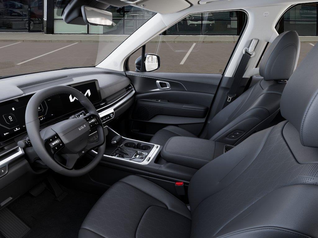 Vehicle photo 17