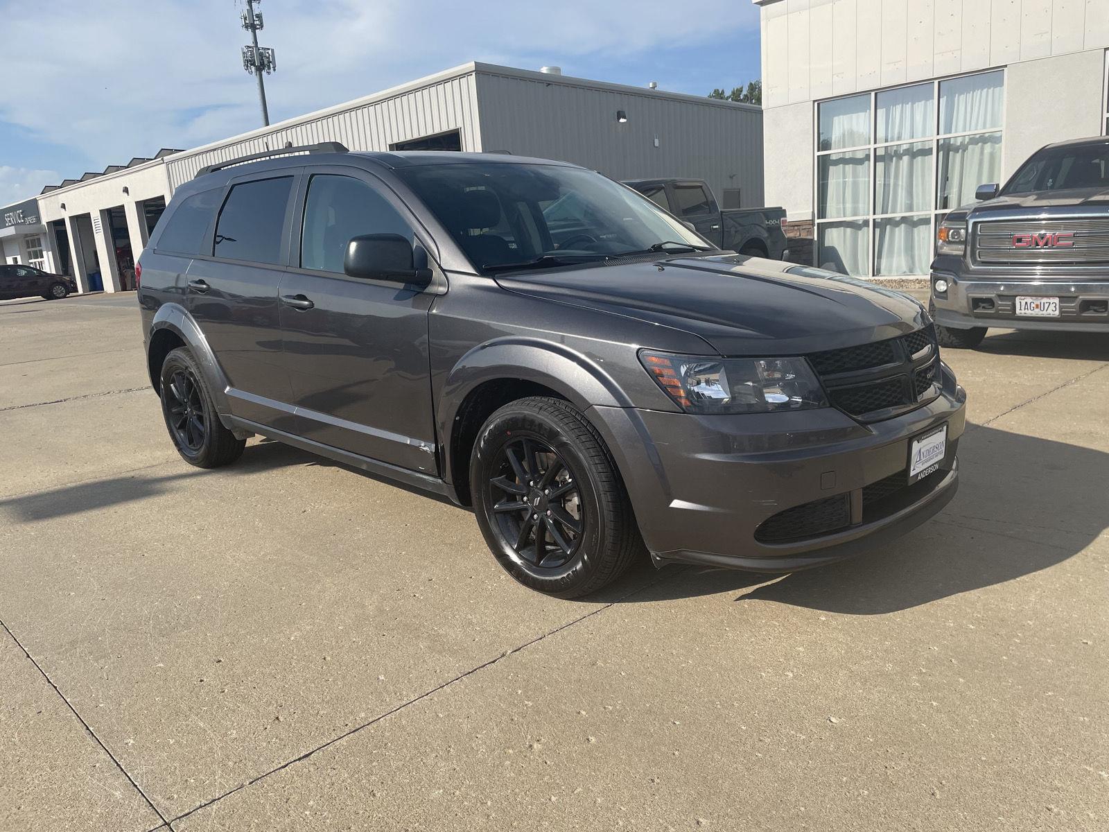 Vehicle photo 5