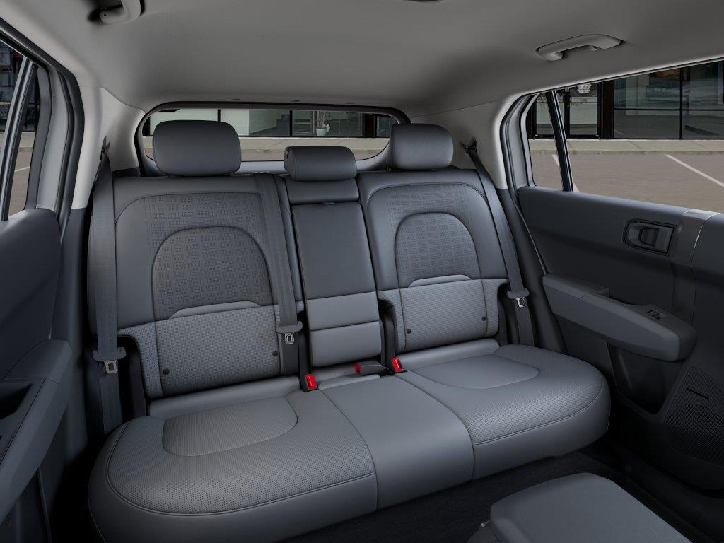 Vehicle photo 16