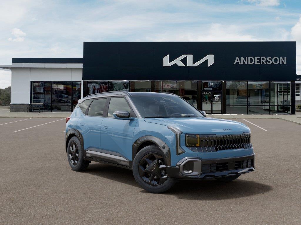 Vehicle photo 8