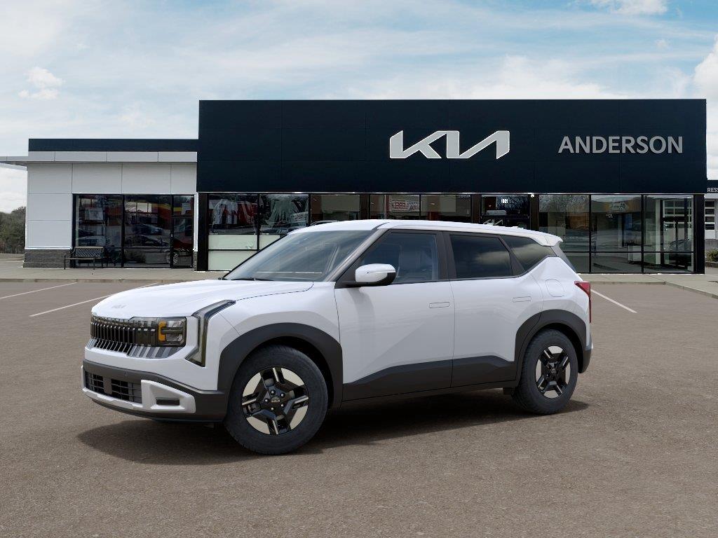 Vehicle photo 3