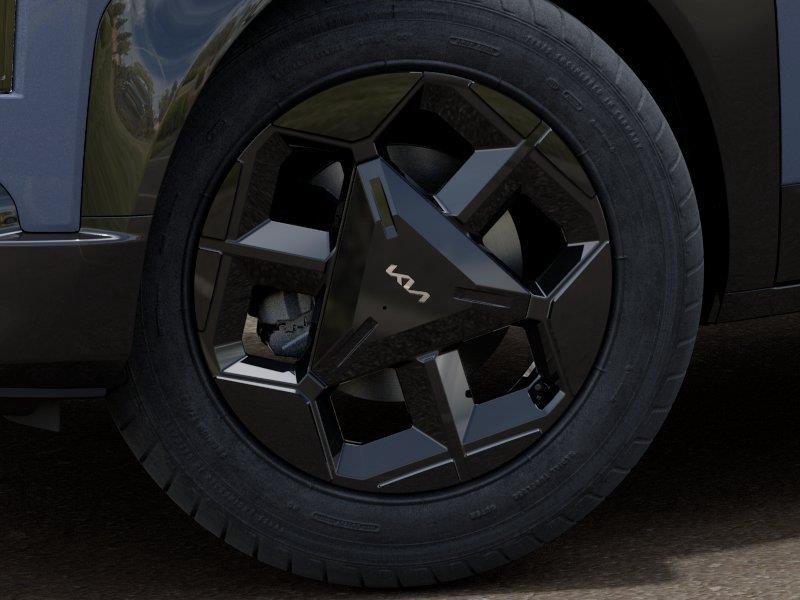 Vehicle photo 9