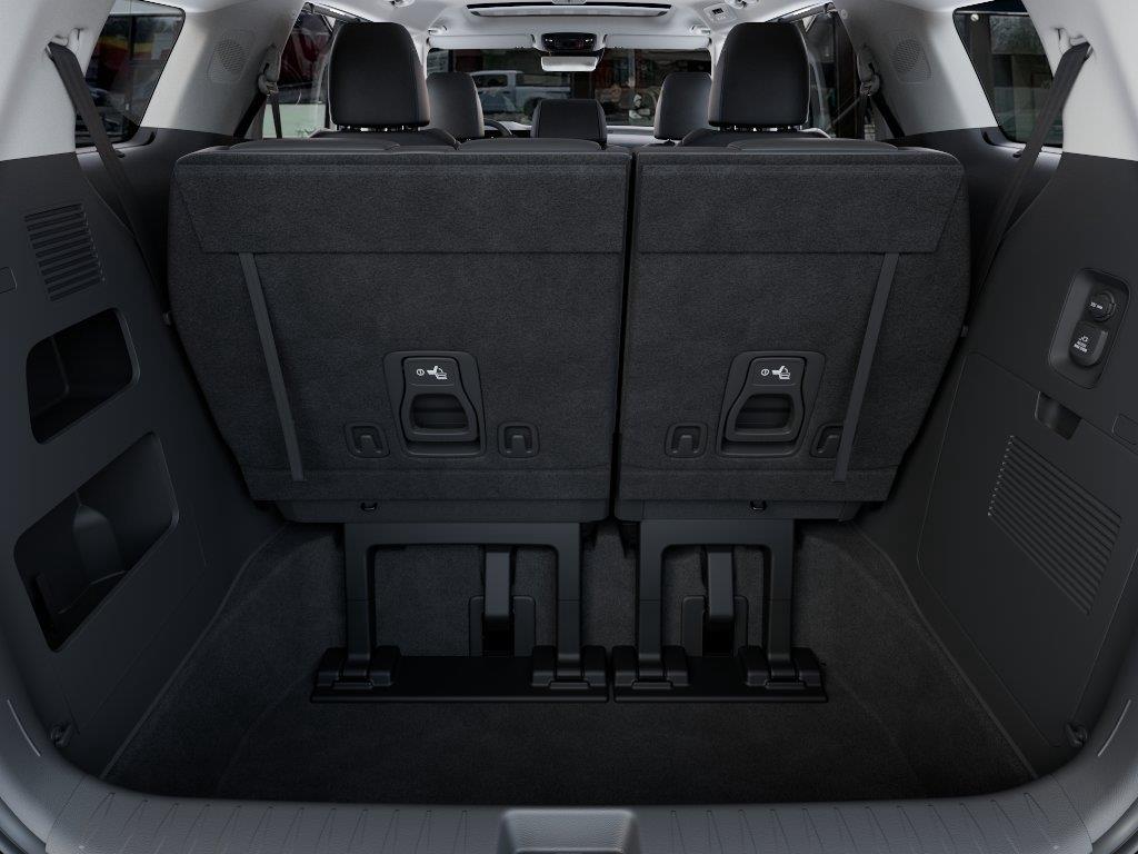 Vehicle photo 19