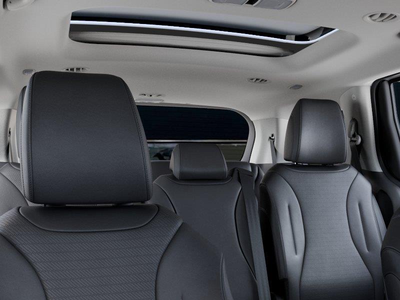 Vehicle photo 27