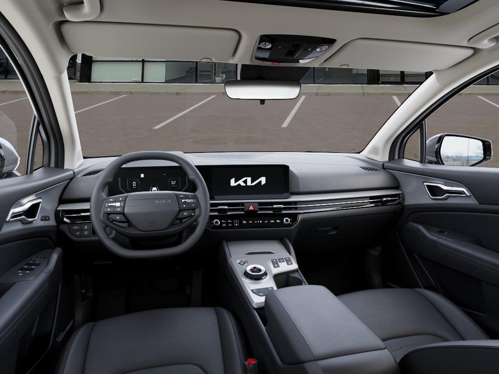 Vehicle photo 14