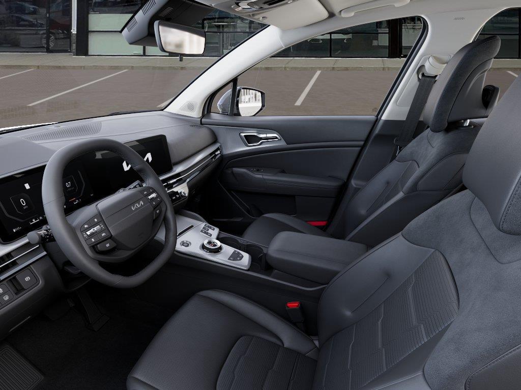Vehicle photo 17