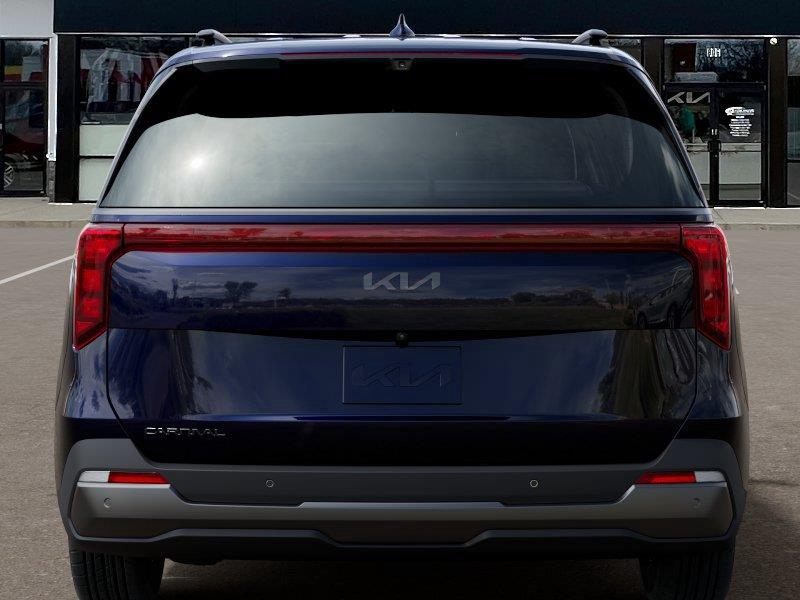 Vehicle photo 13