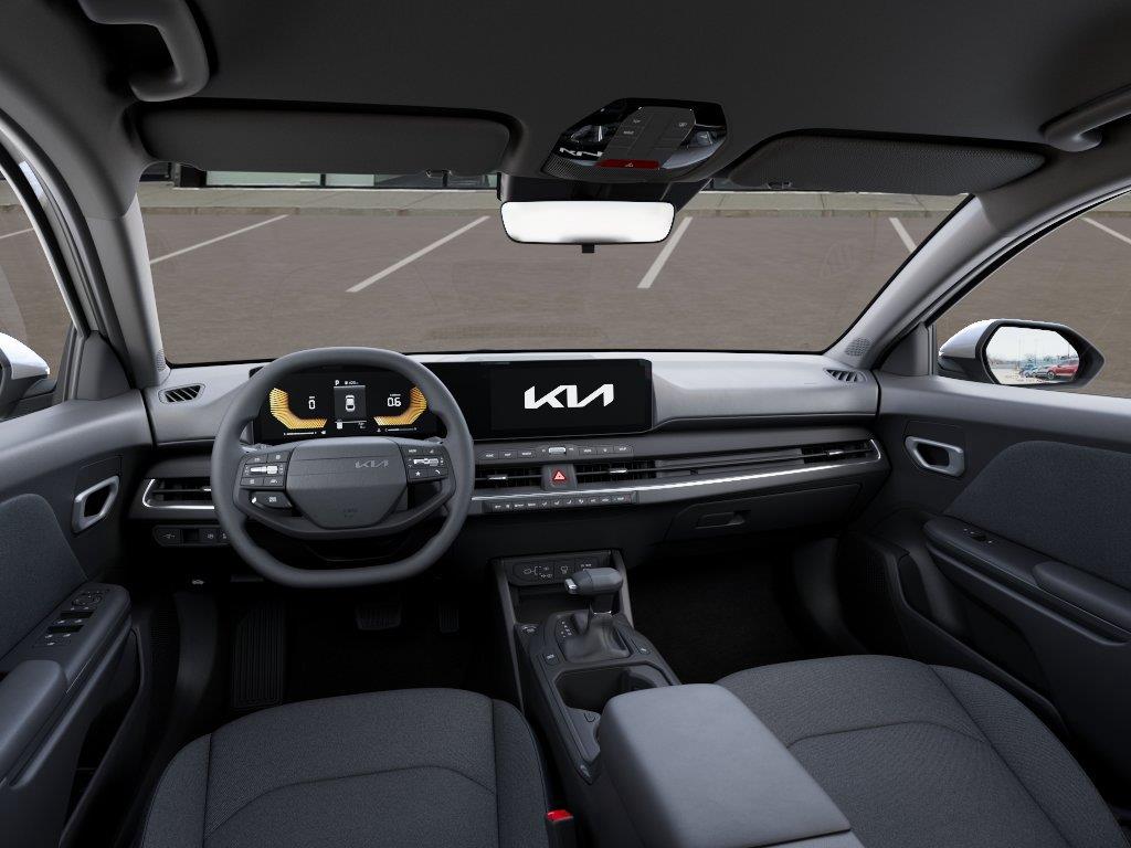Vehicle photo 14