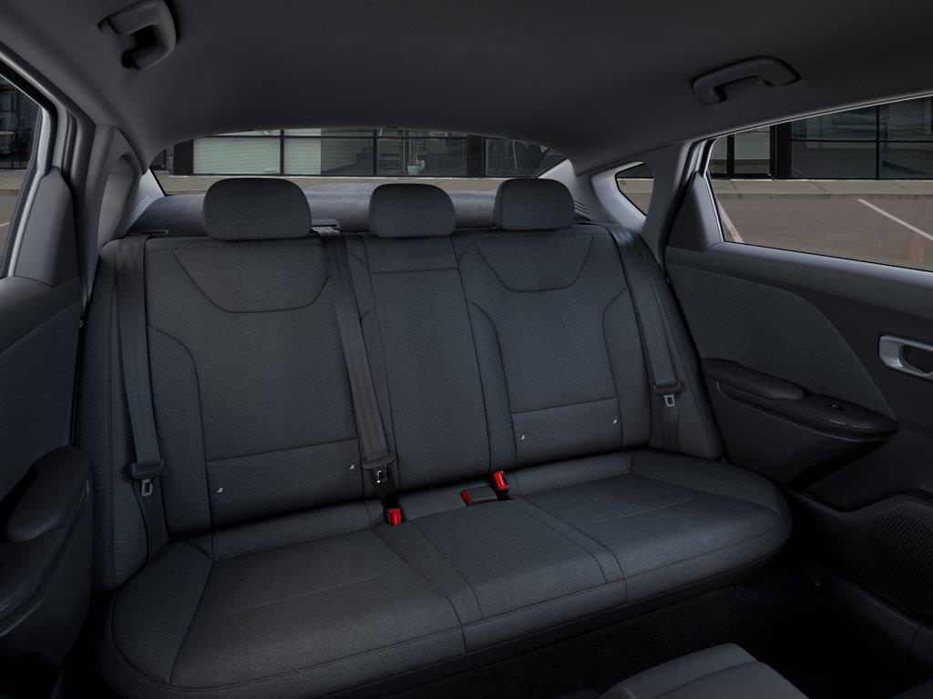 Vehicle photo 16