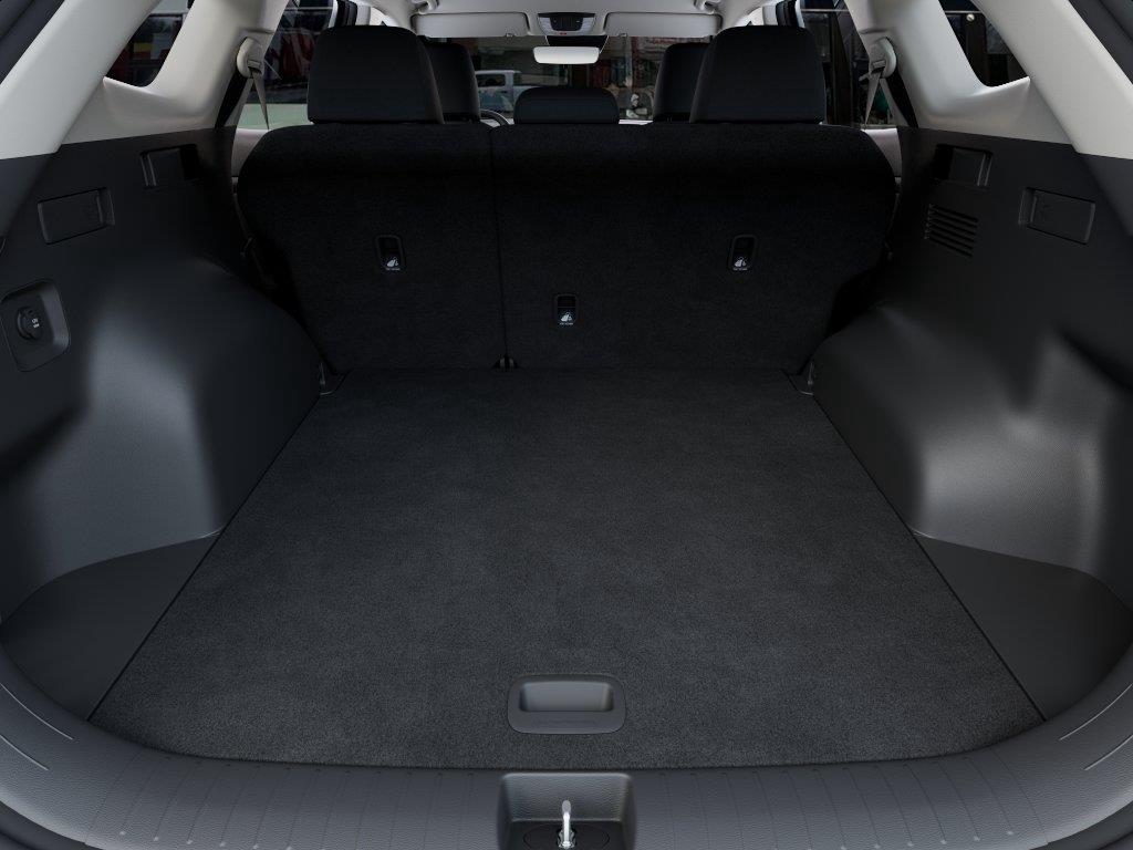 Vehicle photo 19