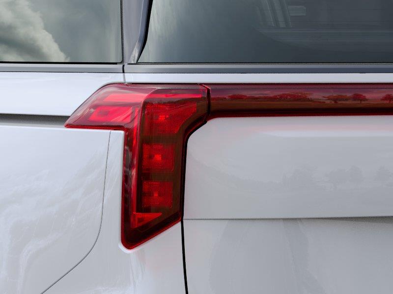 Vehicle photo 11