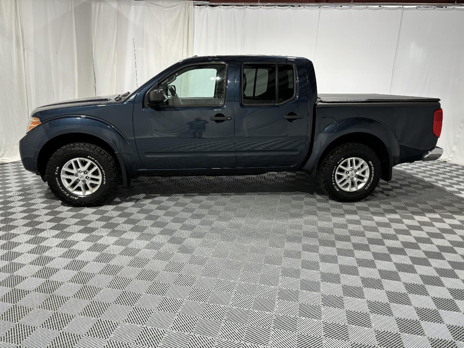 Used 2016 Nissan Frontier SV Crew Cab Truck for sale in St Joseph MO