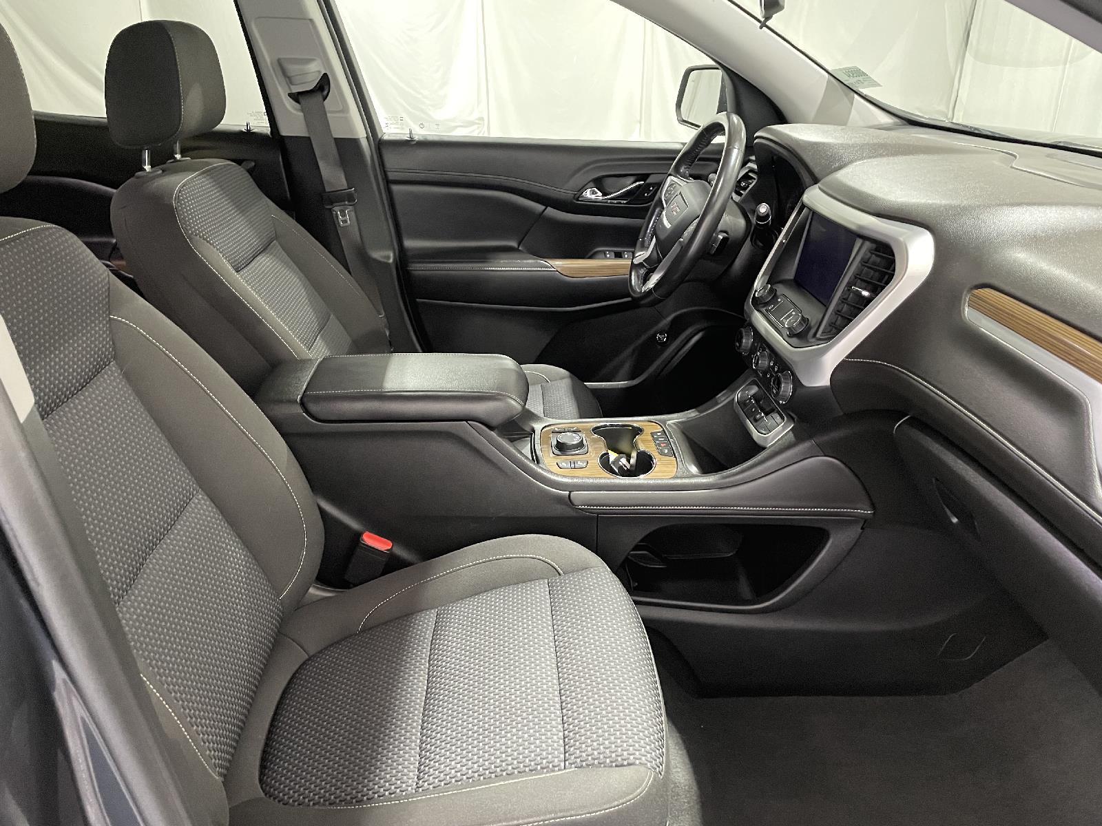 Used 2020 GMC Acadia SLE 4 door for sale in St Joseph MO