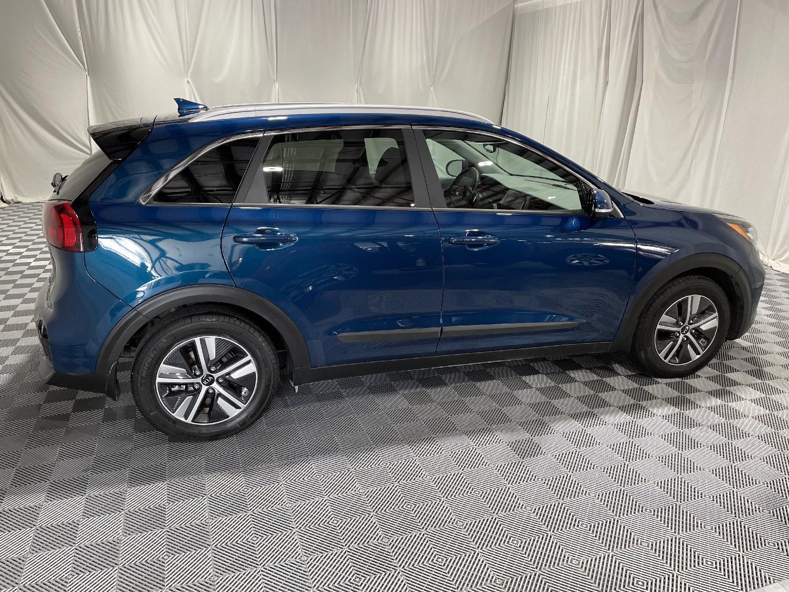 Used 2021 Kia Niro Plug-In Hybrid EX Premium SUV for sale in St Joseph MO