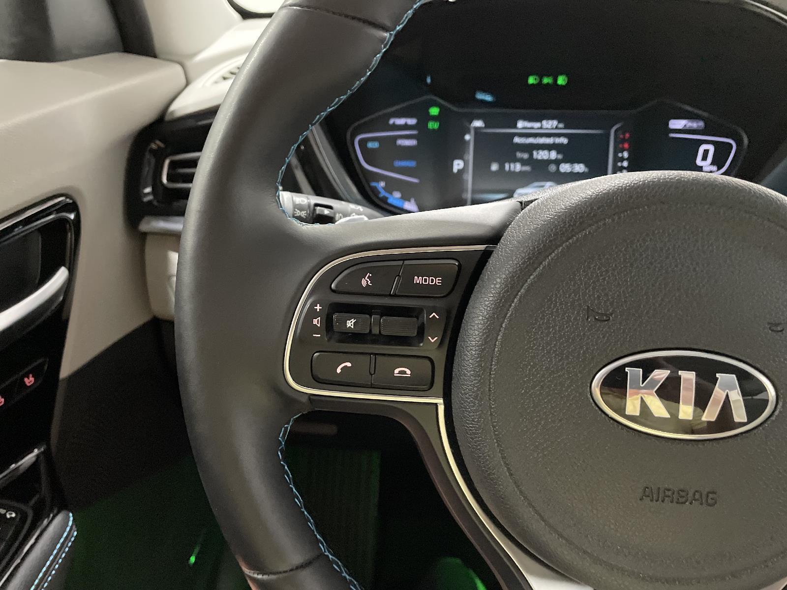 Used 2021 Kia Niro Plug-In Hybrid EX Premium SUV for sale in St Joseph MO