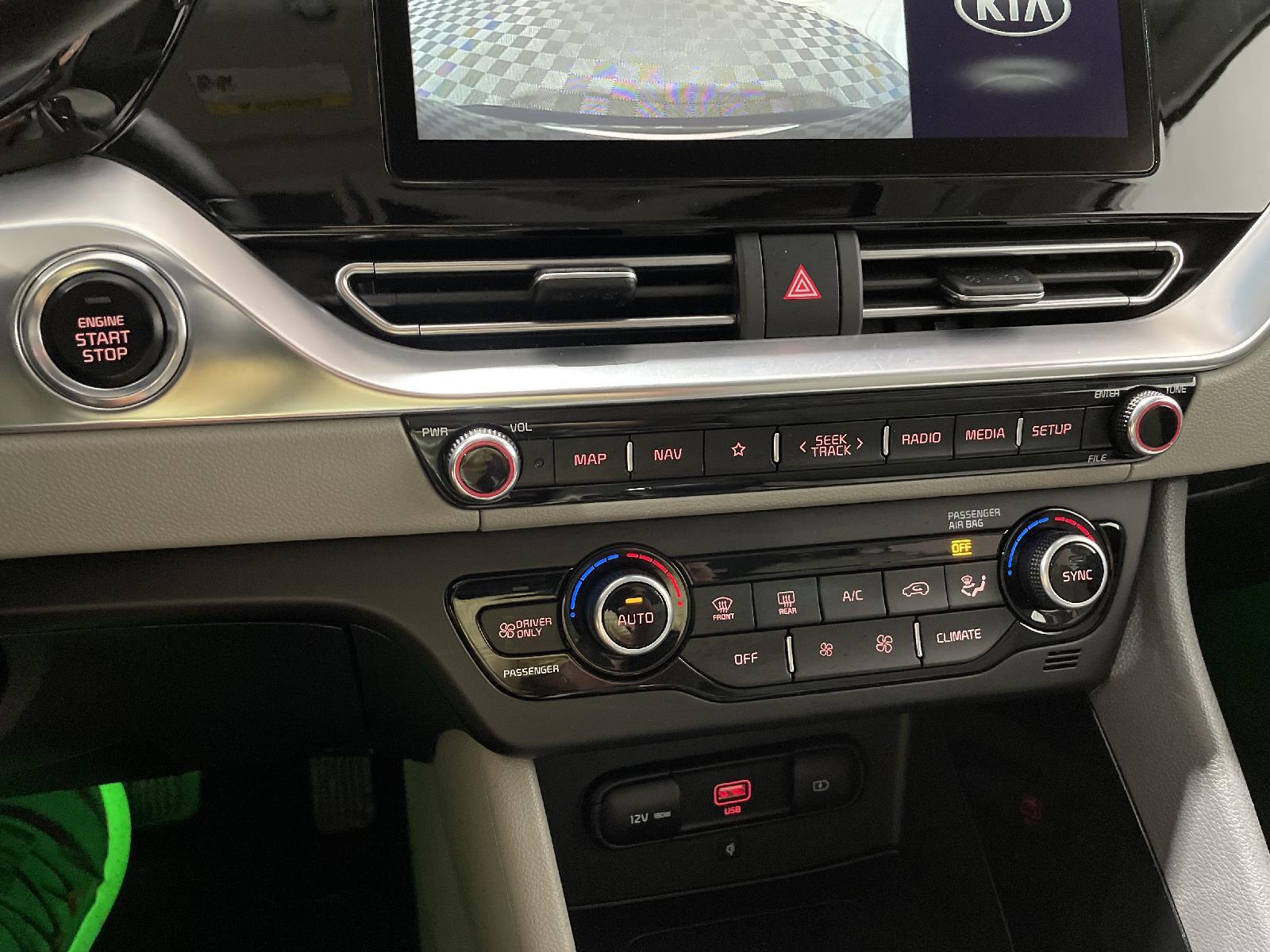 Used 2021 Kia Niro Plug-In Hybrid EX Premium SUV for sale in St Joseph MO