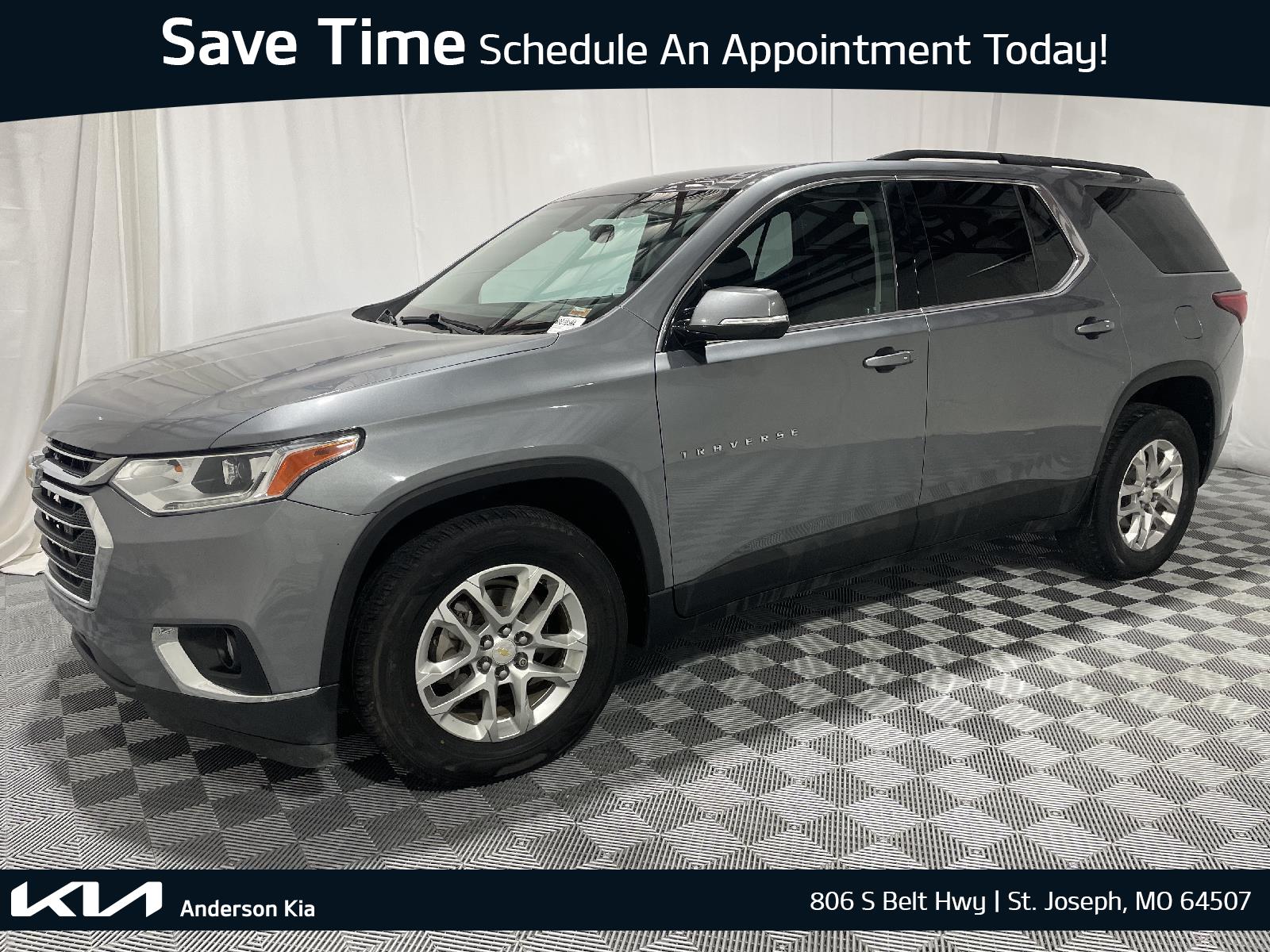 Used 2019 Chevrolet Traverse LT Cloth SUV for sale in St Joseph MO