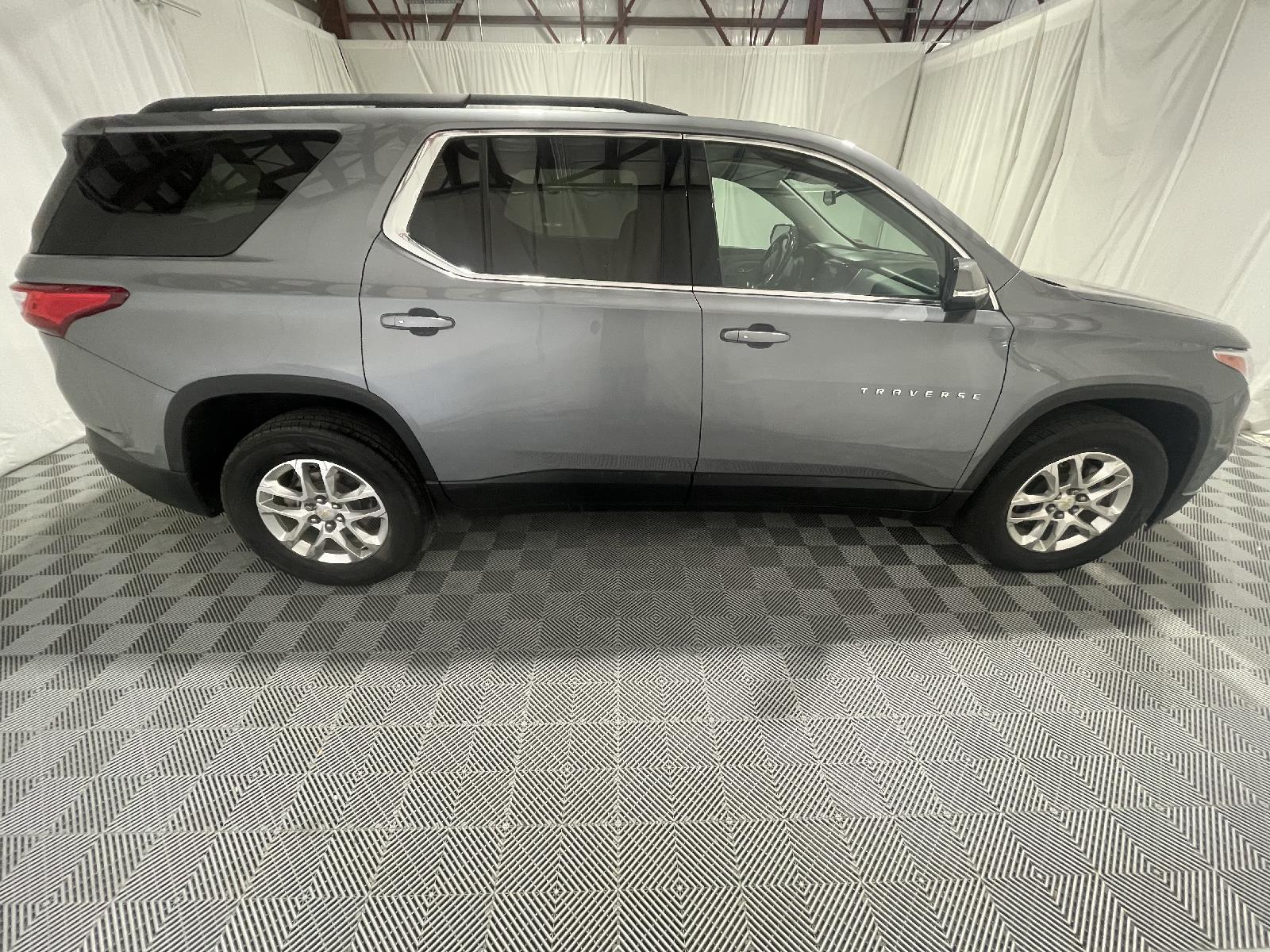 Used 2019 Chevrolet Traverse LT Cloth SUV for sale in St Joseph MO