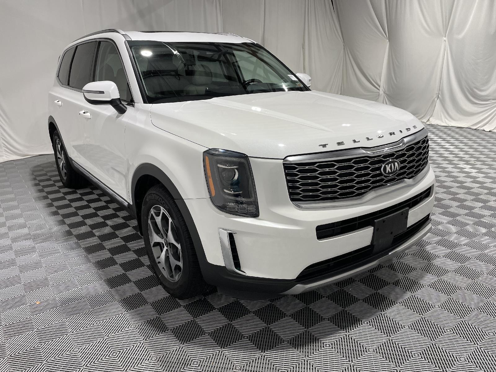 Used 2020 Kia Telluride EX SUV for sale in St Joseph MO