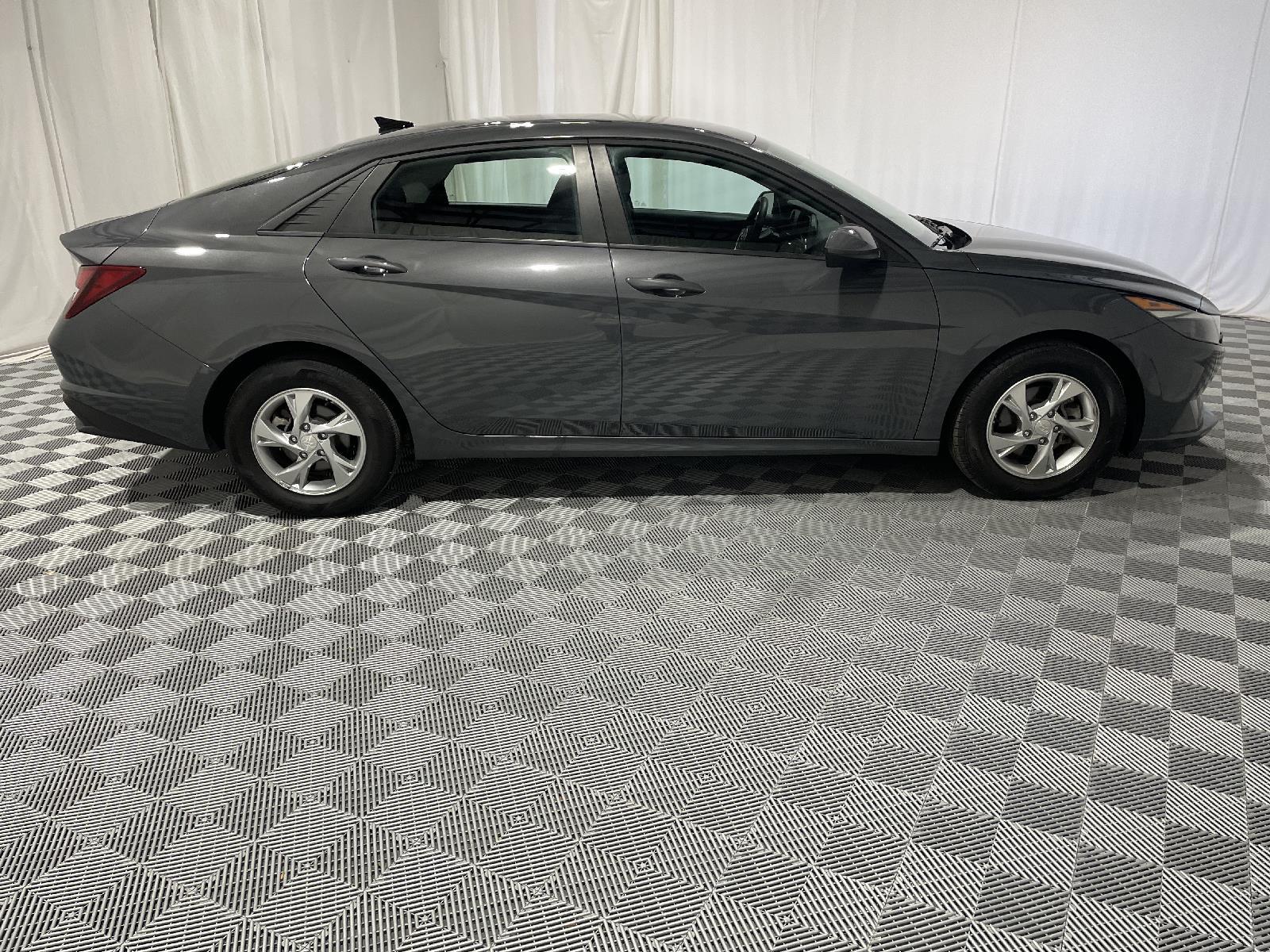 Used 2023 Hyundai Elantra SE Sedan for sale in St Joseph MO