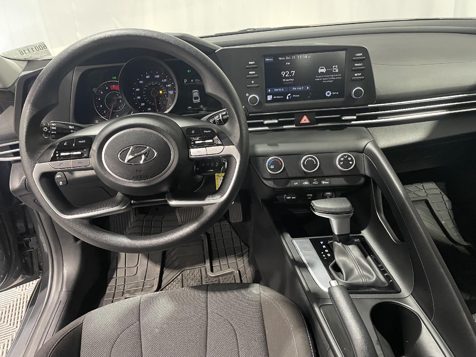 Used 2023 Hyundai Elantra SE Sedan for sale in St Joseph MO