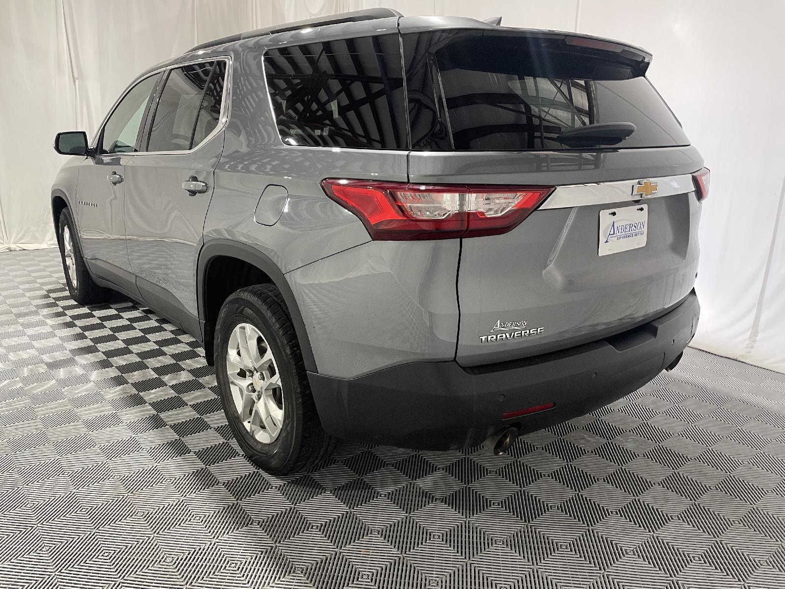 Used 2019 Chevrolet Traverse LT Cloth SUV for sale in St Joseph MO