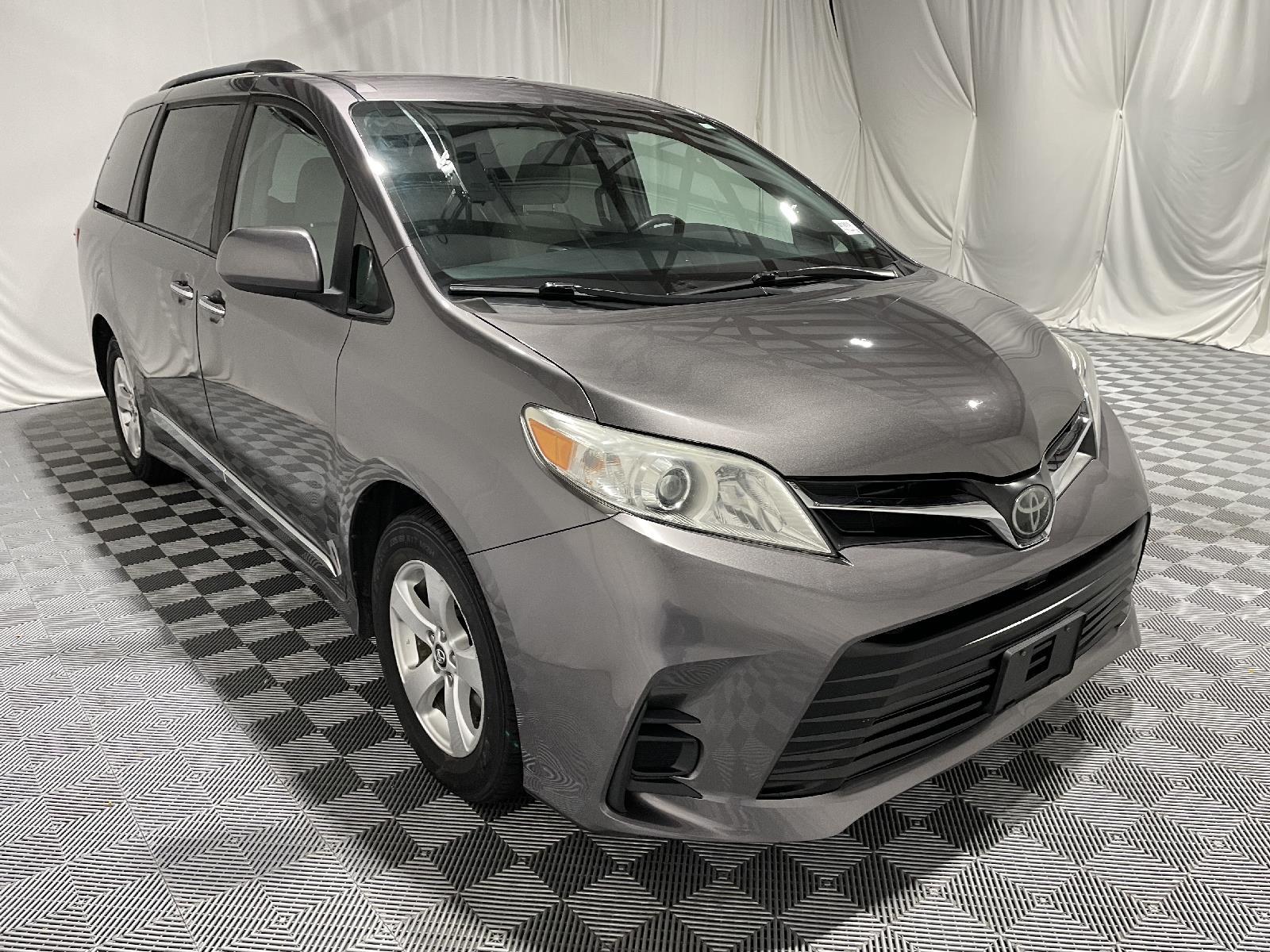 Used 2020 Toyota Sienna LE Minivans for sale in St Joseph MO