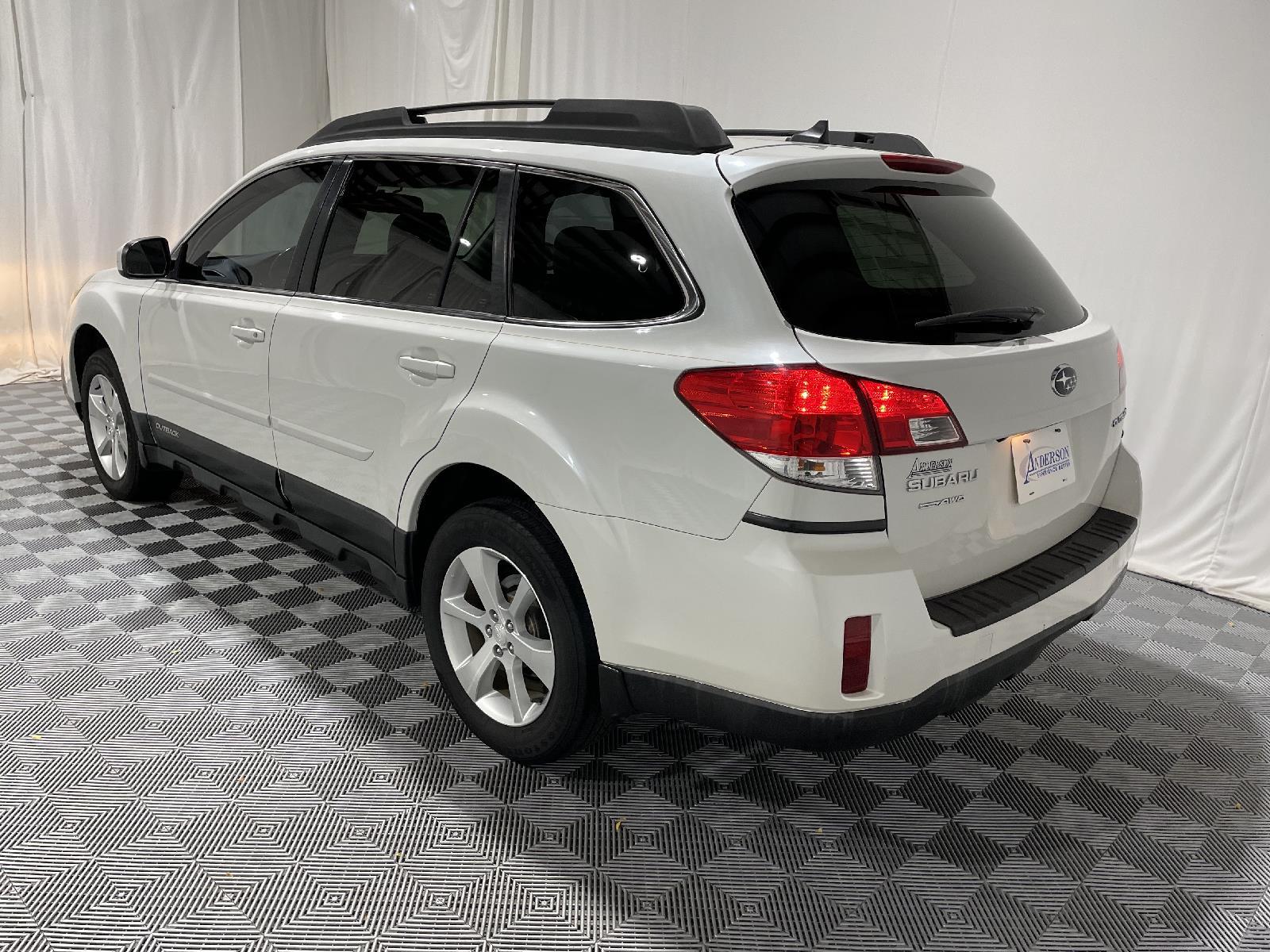 Used 2013 Subaru Outback 2.5i Limited wagon for sale in St Joseph MO