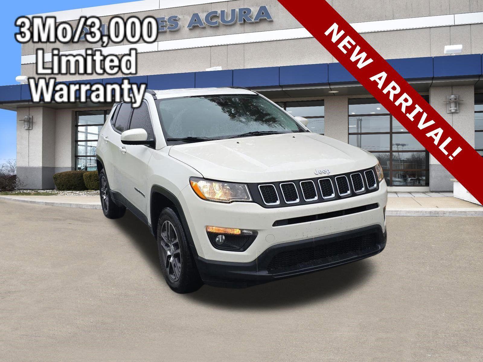 White Clearcoat 2018 Jeep Compass Latitude 4WD SUV / Crossover Four-Wheel Drive 9-Speed Automatic