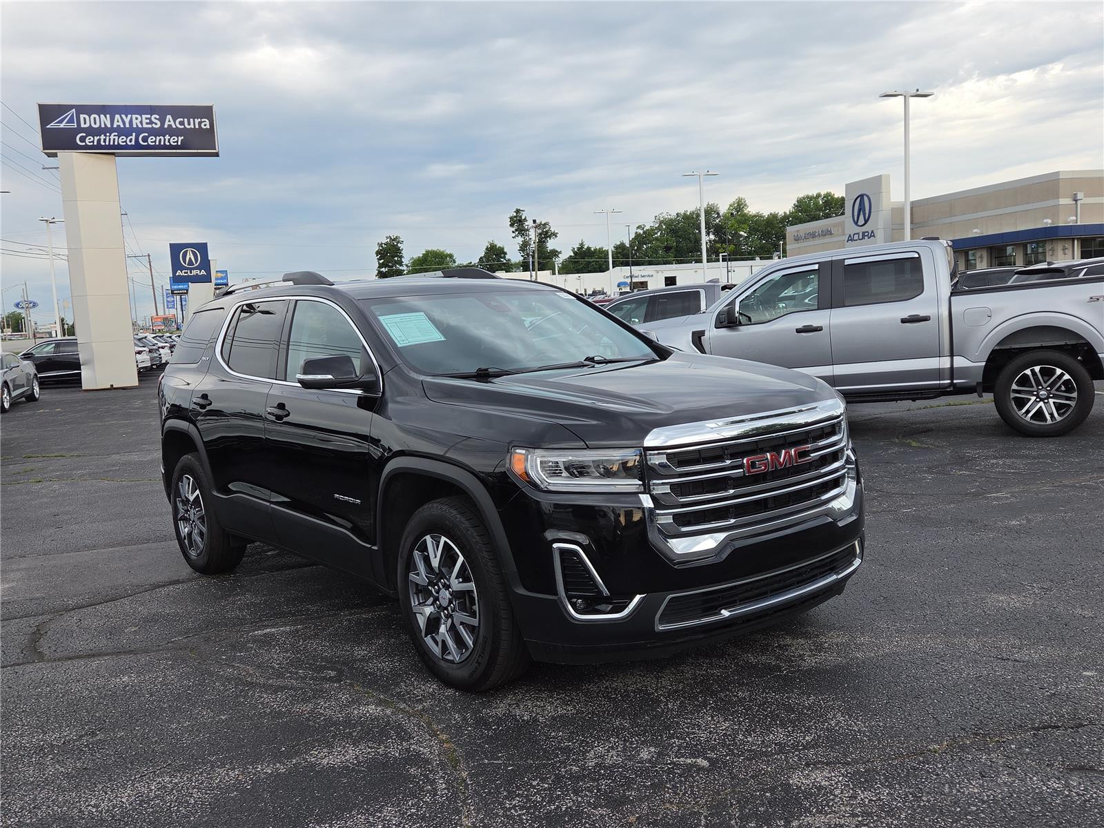 Black (Ebony Twilight Metallic) 2023 GMC Acadia SUV / Crossover Four-Wheel Drive 9-Speed Automatic