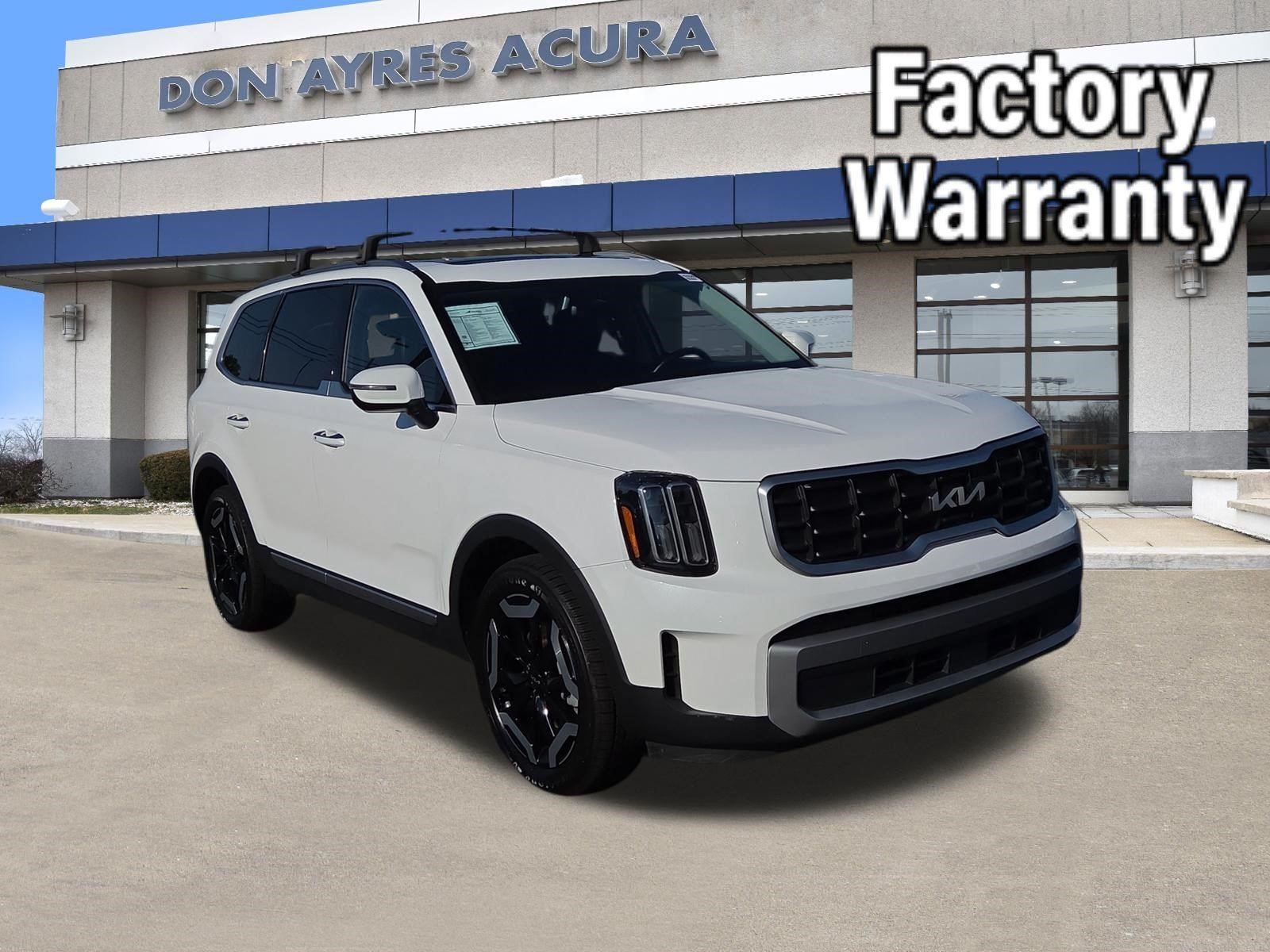 Glacial White Pearl 2023 Kia Telluride SUV / Crossover All-Wheel Drive Automatic