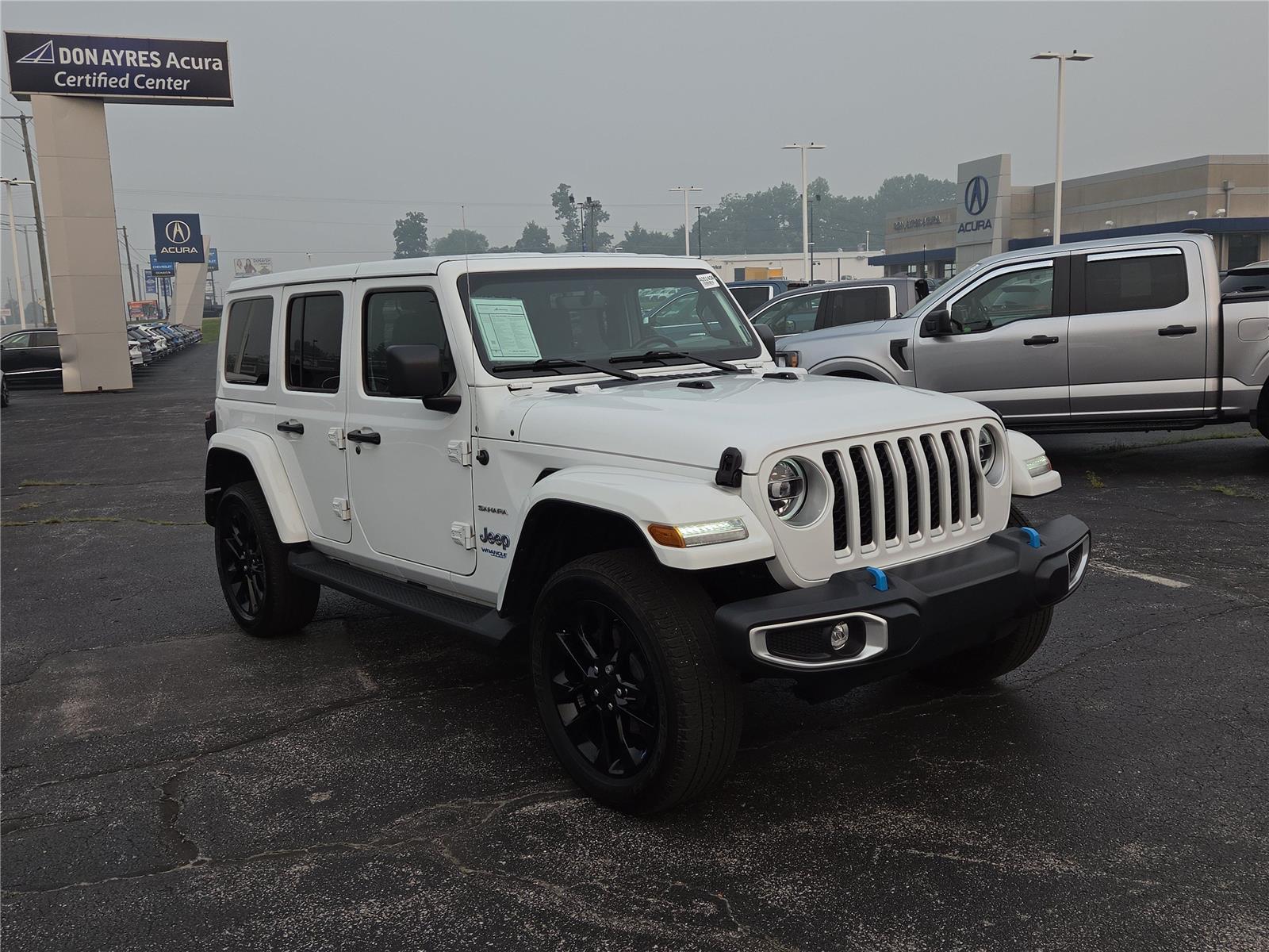 Bright White Clearcoat 2022 Jeep Wrangler 4xe SUV / Crossover Four-Wheel Drive 8-Speed Automatic