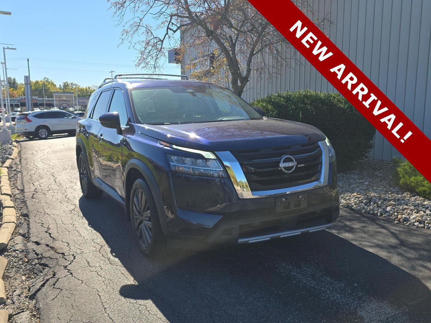 Deep Ocean Blue Pearl 2023 Nissan Pathfinder SUV / Crossover All-Wheel Drive Automatic